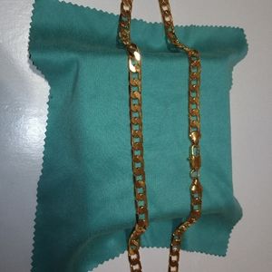 10 K Gold Filled 4 MM Curbed Linked 20 inch chain.